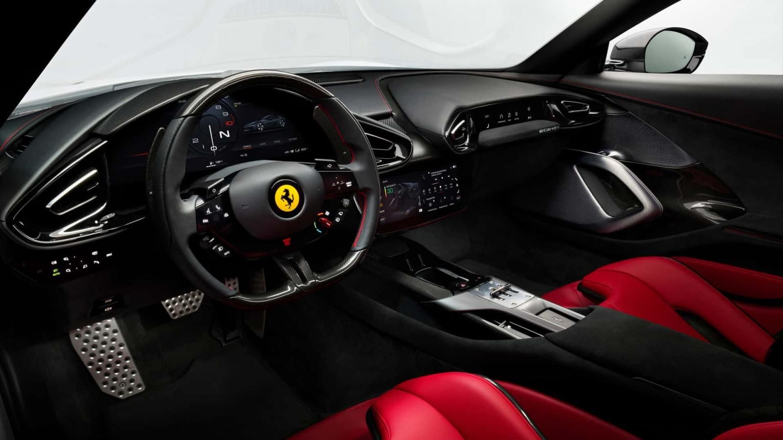 Η Ferrari επιστρέφει στις ρίζες της: Έρχεται χειροκίνητη 12Cilindri 